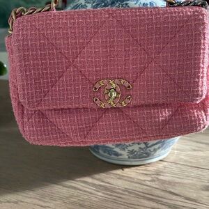 Chanel Pink Tweed Shoulder Bag